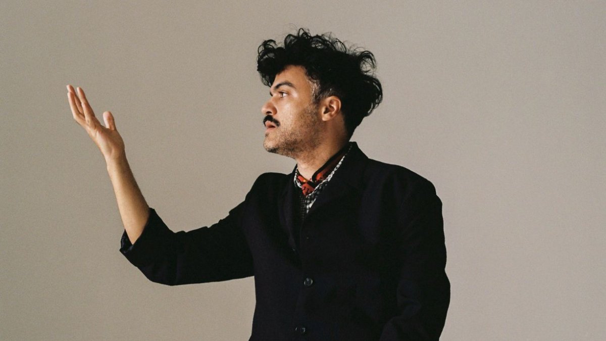 Alex Ferreira presenta “El arte de esperar” en San José con nueva locación confirmada