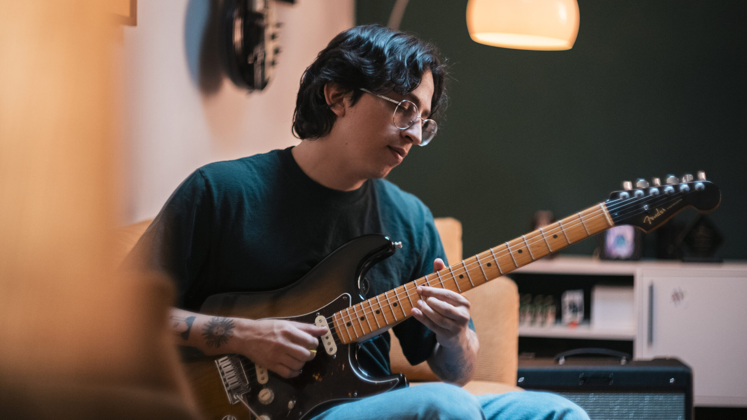 Cantillano debuta con Pensamientos Ordinarios, un álbum que transforma lo cotidiano en música